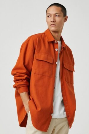 Basic Shirt Classic Collar Buttoned Pocket Detailed