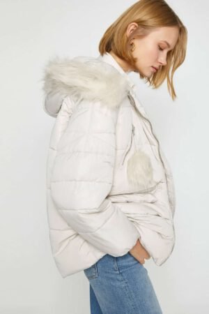 Hooded Short Down Jacket Plush Detailed