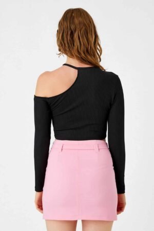 Crop T-Shirt Long Sleeve Window Detailed